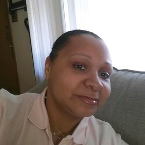 Meet your Posher, Pamela